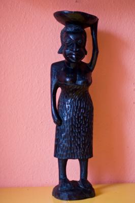Frau mit \Calabash\ - Biko Nna - auf - Array - Frau mit \Calabash\ - Biko Nna - auf - Array -